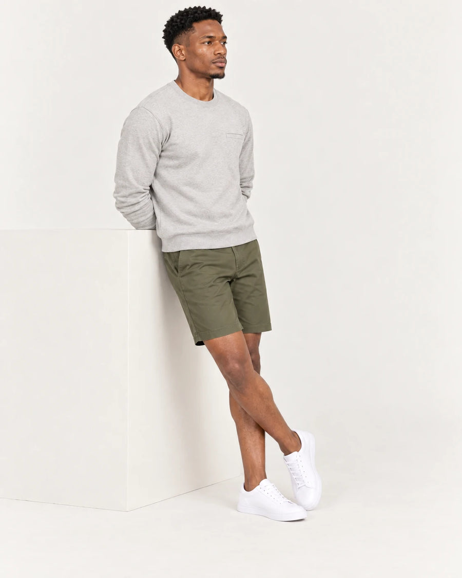 Shorts + Sweatshirt